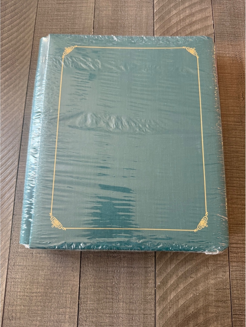 Creative Memories 8x10 scrapbook album teal with gold trim